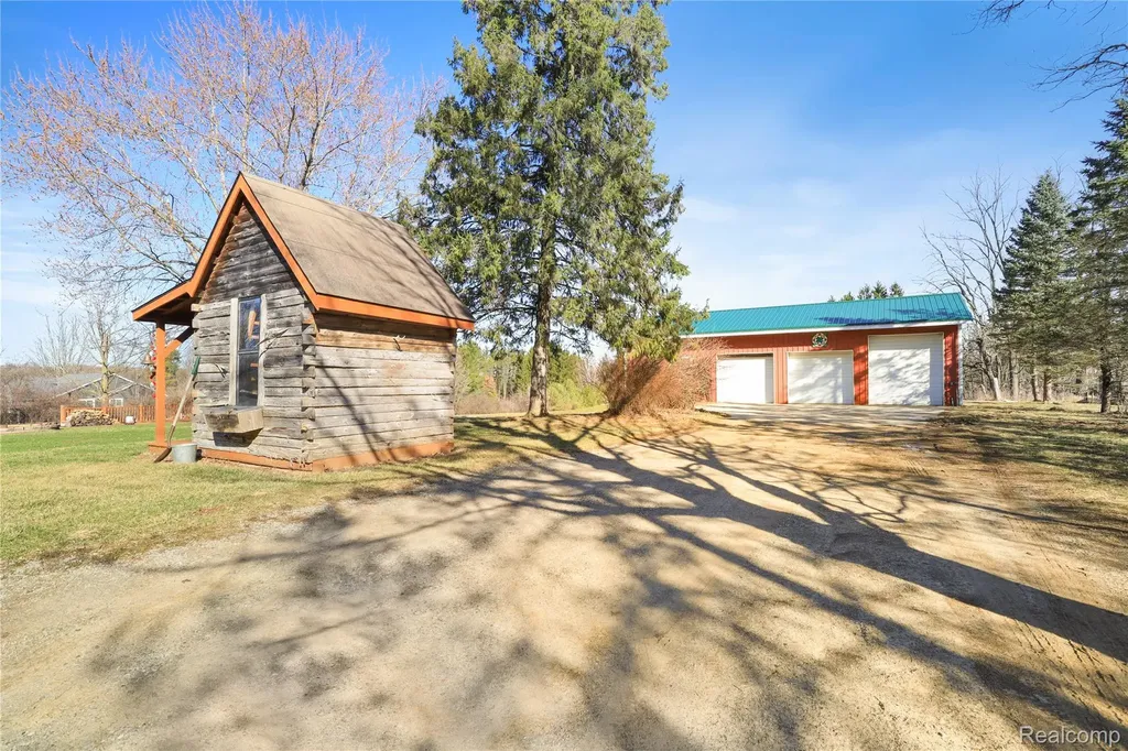7149-7163 Burpee Road Atlas Township MI 48439
