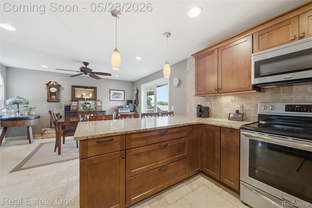 9528 Main Street Northfield Township MI 48189