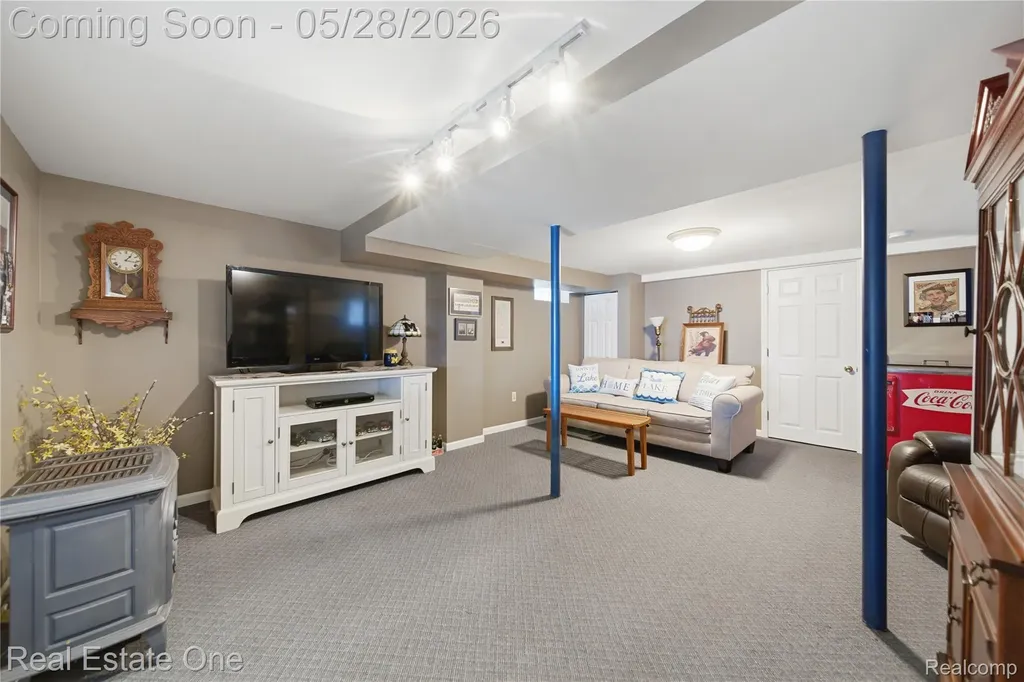 9528 Main Street Northfield Township MI 48189