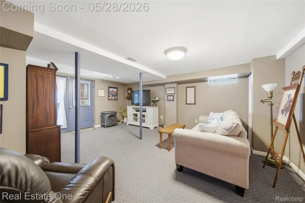 9528 Main Street Northfield Township MI 48189