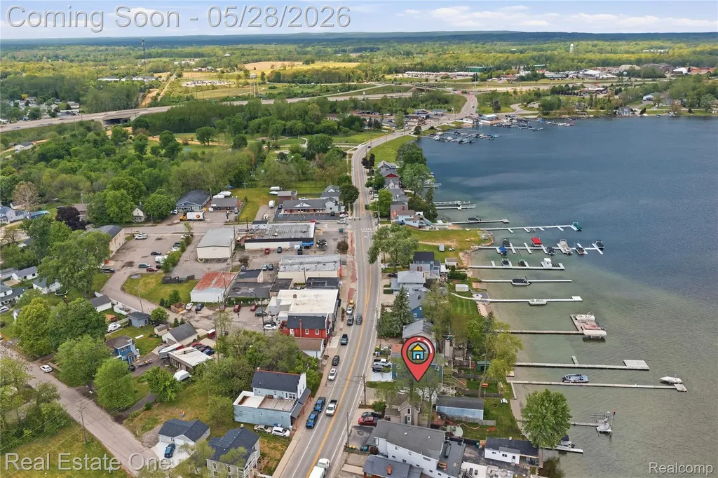 9528 Main Street Northfield Township MI 48189