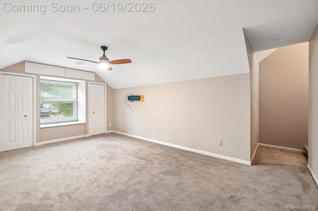 2093 Deer Run Trail Waterford Charter Township MI 48329