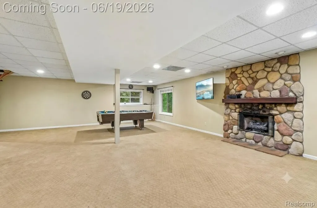 2093 Deer Run Trail Waterford Charter Township MI 48329