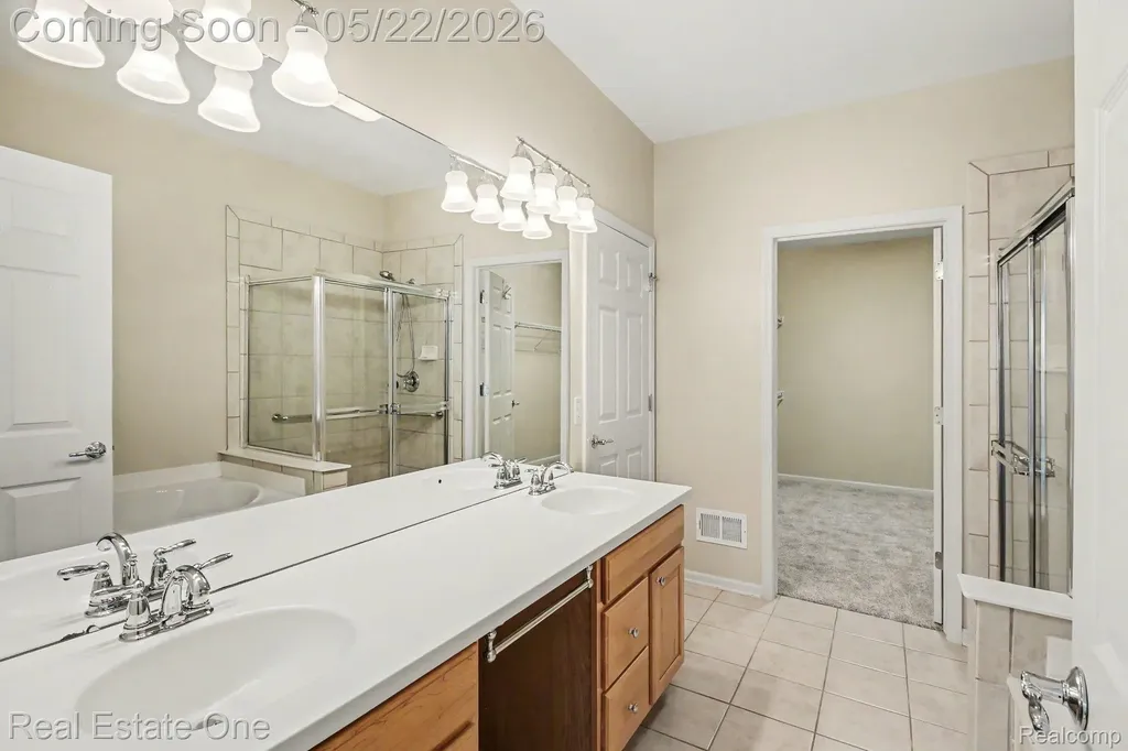 3991 Rainier Drive Oceola Township MI 48843