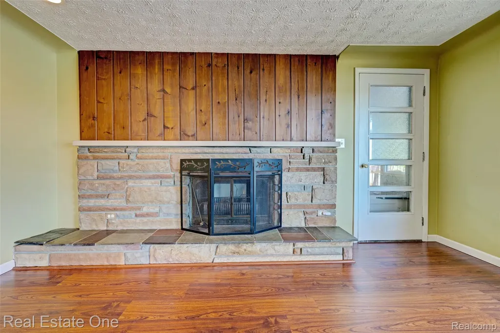 1140 Seneca Road Orion Charter Township MI 48362