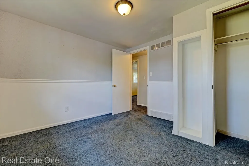 1140 Seneca Road Orion Charter Township MI 48362