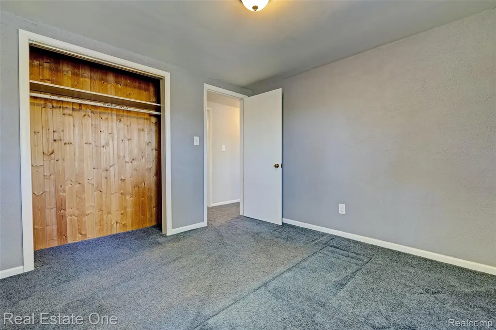 1140 Seneca Road Orion Charter Township MI 48362
