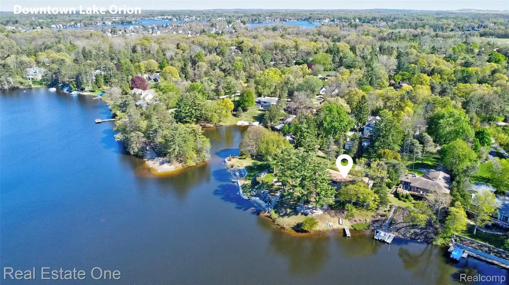 1140 Seneca Road Orion Charter Township MI 48362