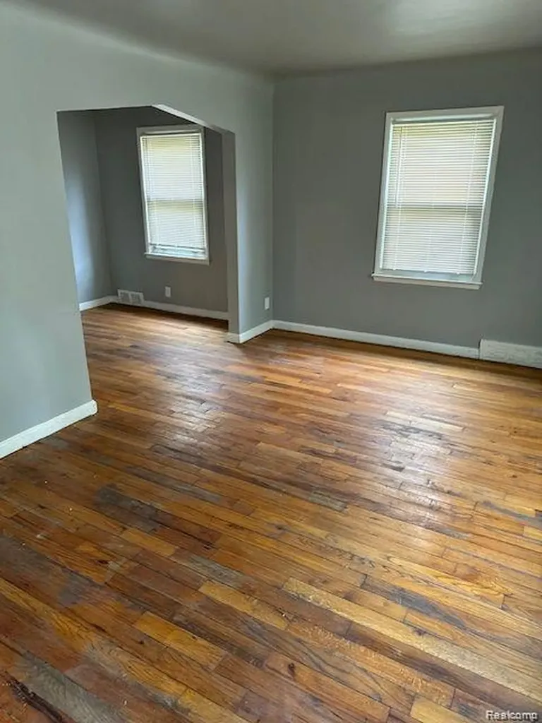 8501 Roselawn Street Detroit City MI 48204
