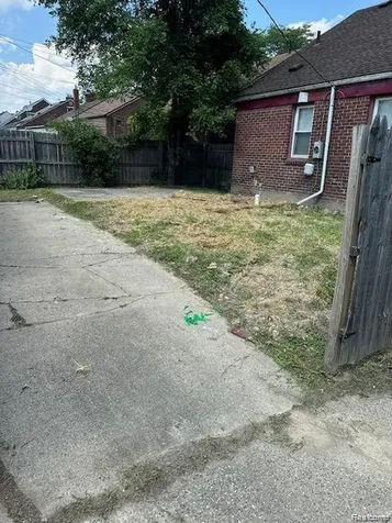 8501 Roselawn Street Detroit City MI 48204