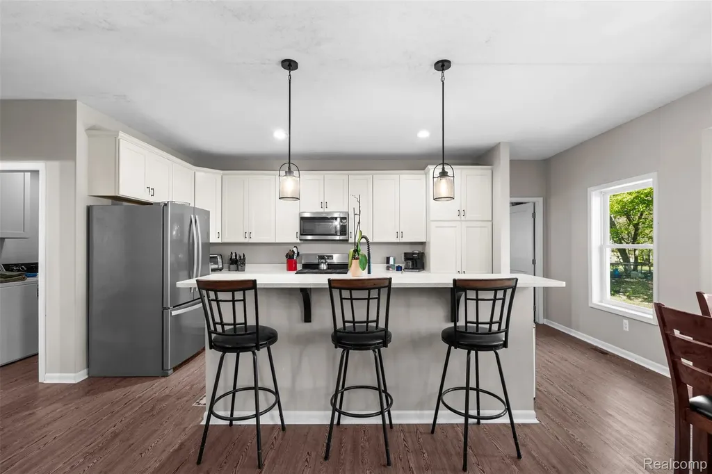 8306 Foster Road Springfield Charter Township MI 48346