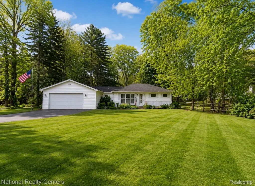 3137 Dean Road Bedford Township MI 48144