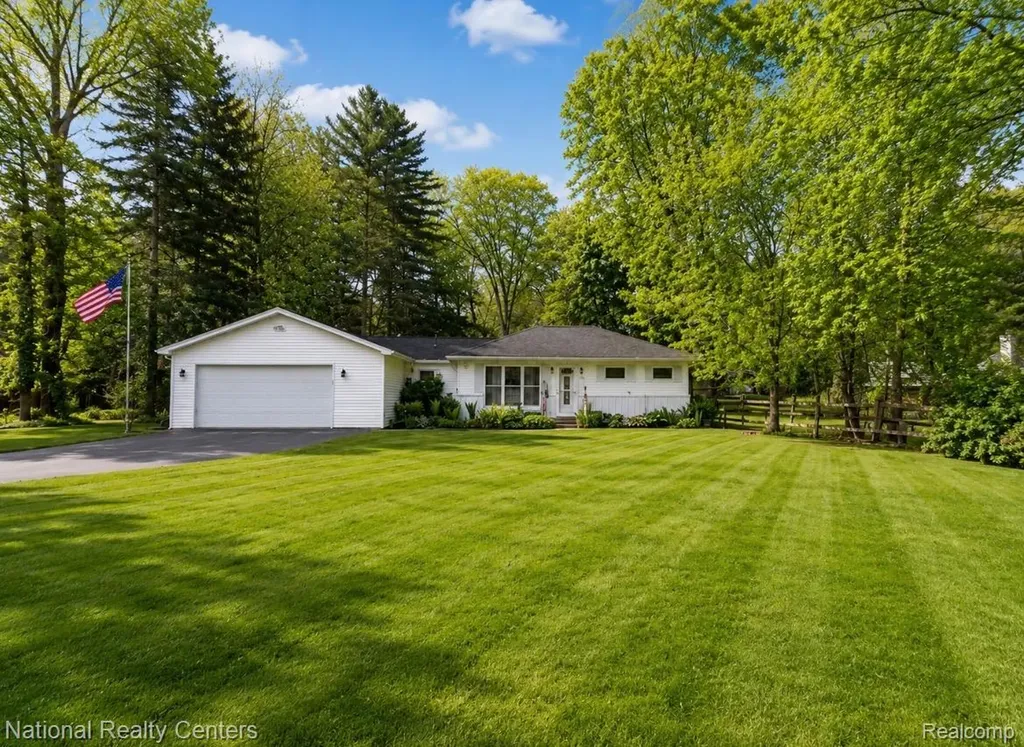 3137 Dean Road Bedford Township MI 48144