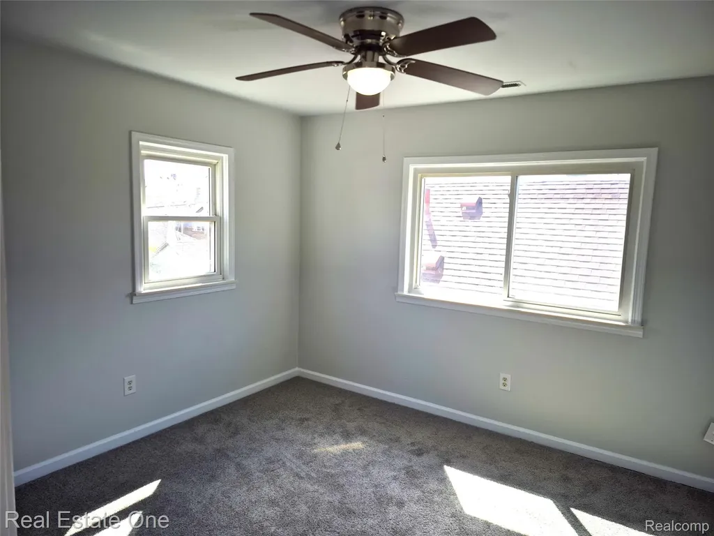 51 Elizabeth Street River Rouge City MI 48218