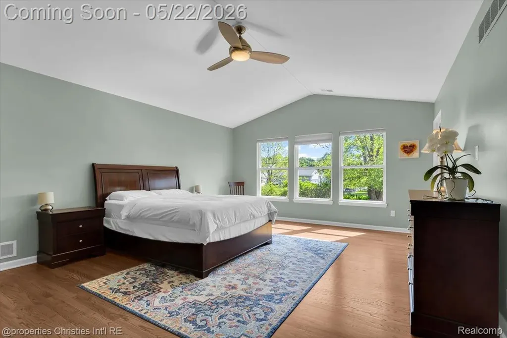 6225 Golfview Drive Bloomfield Charter Township MI 48301