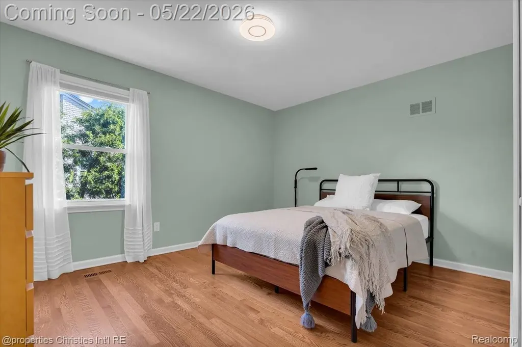 6225 Golfview Drive Bloomfield Charter Township MI 48301