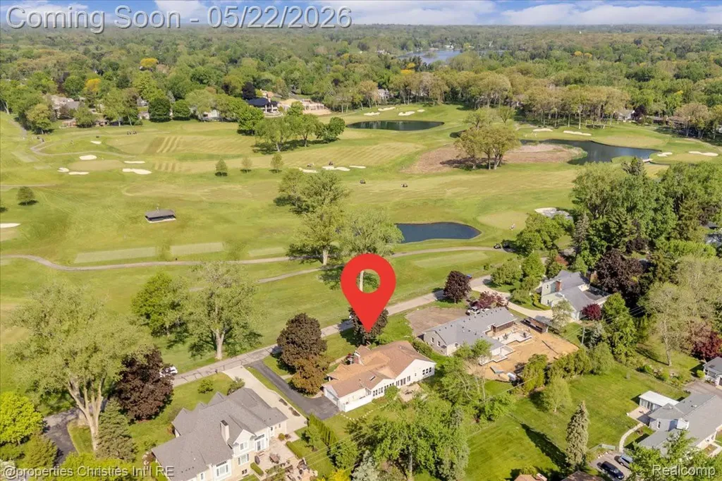6225 Golfview Drive Bloomfield Charter Township MI 48301