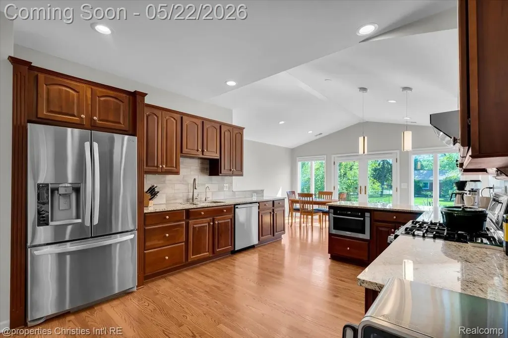 6225 Golfview Drive Bloomfield Charter Township MI 48301
