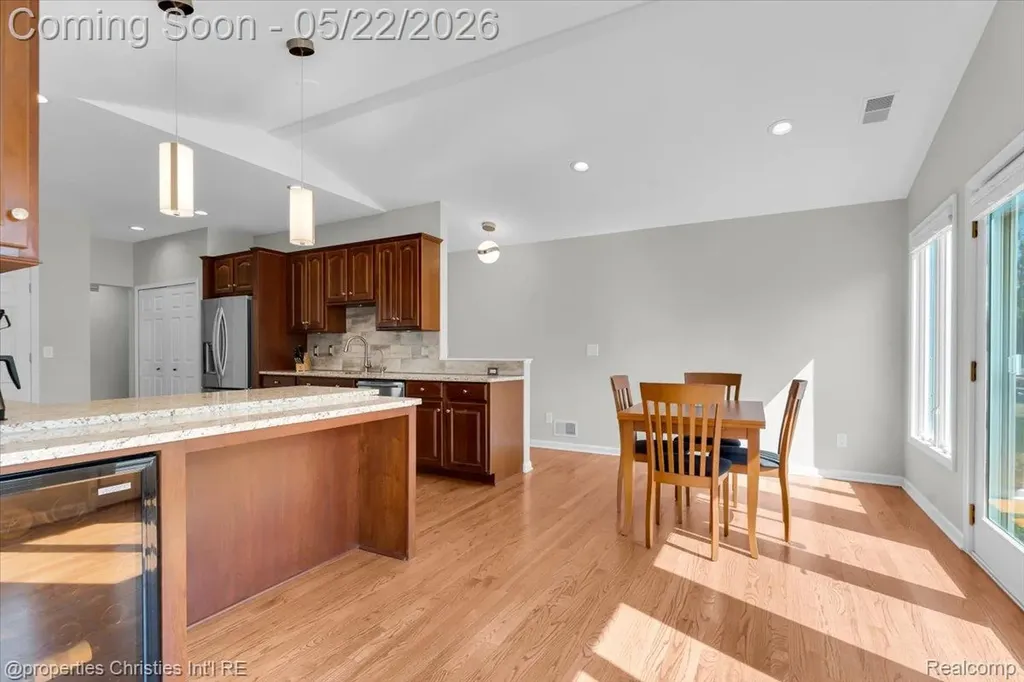 6225 Golfview Drive Bloomfield Charter Township MI 48301