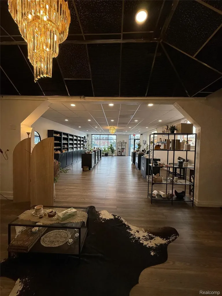 15301 W Warren Avenue Dearborn City MI 48126