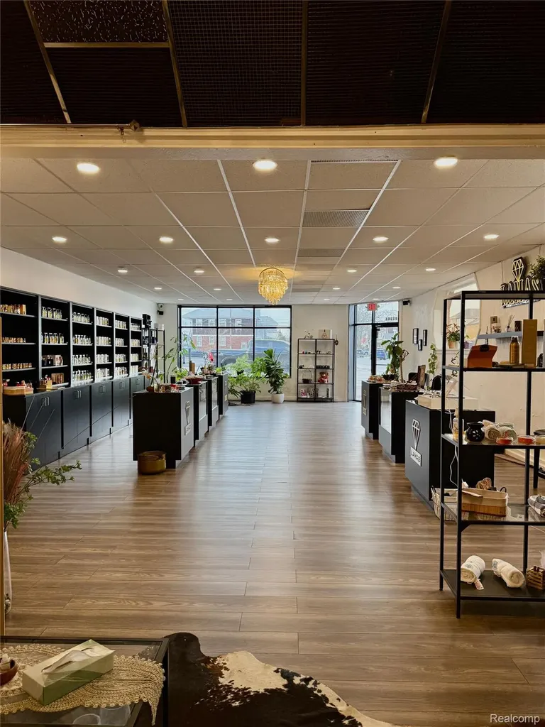 15301 W Warren Avenue Dearborn City MI 48126