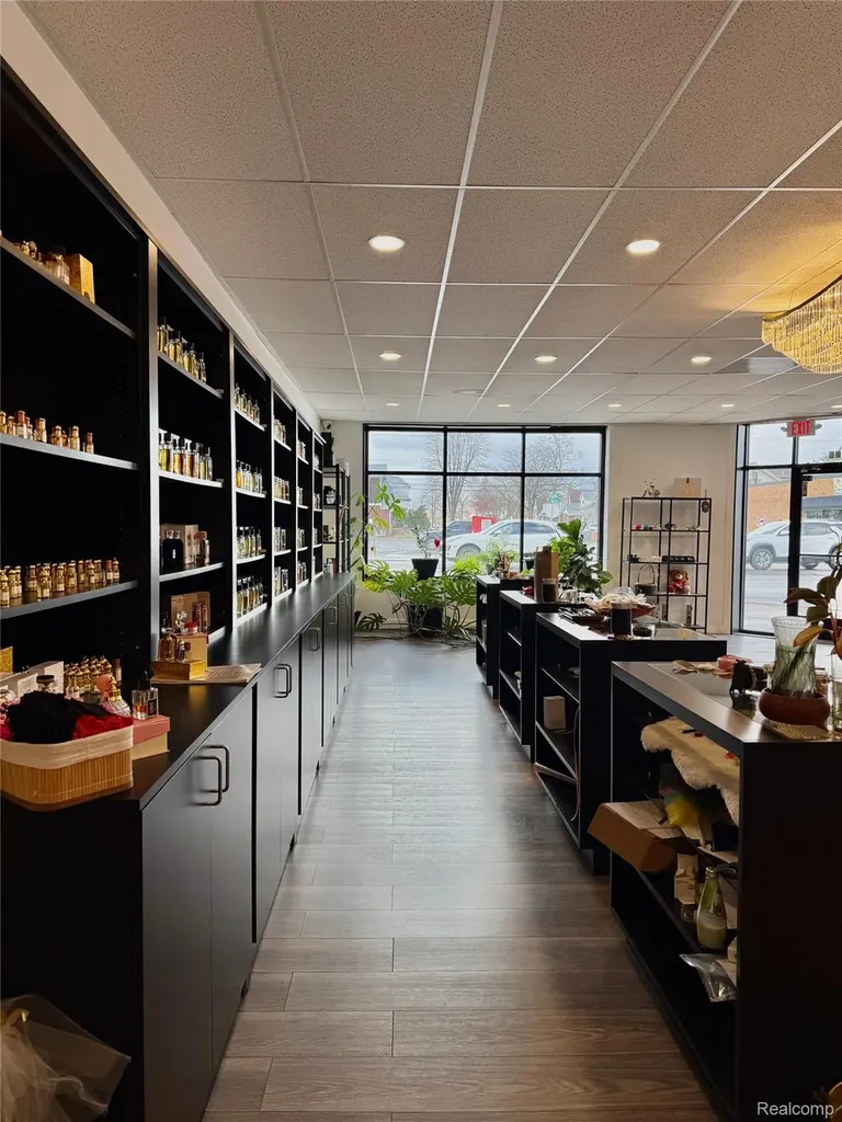 15301 W Warren Avenue Dearborn City MI 48126