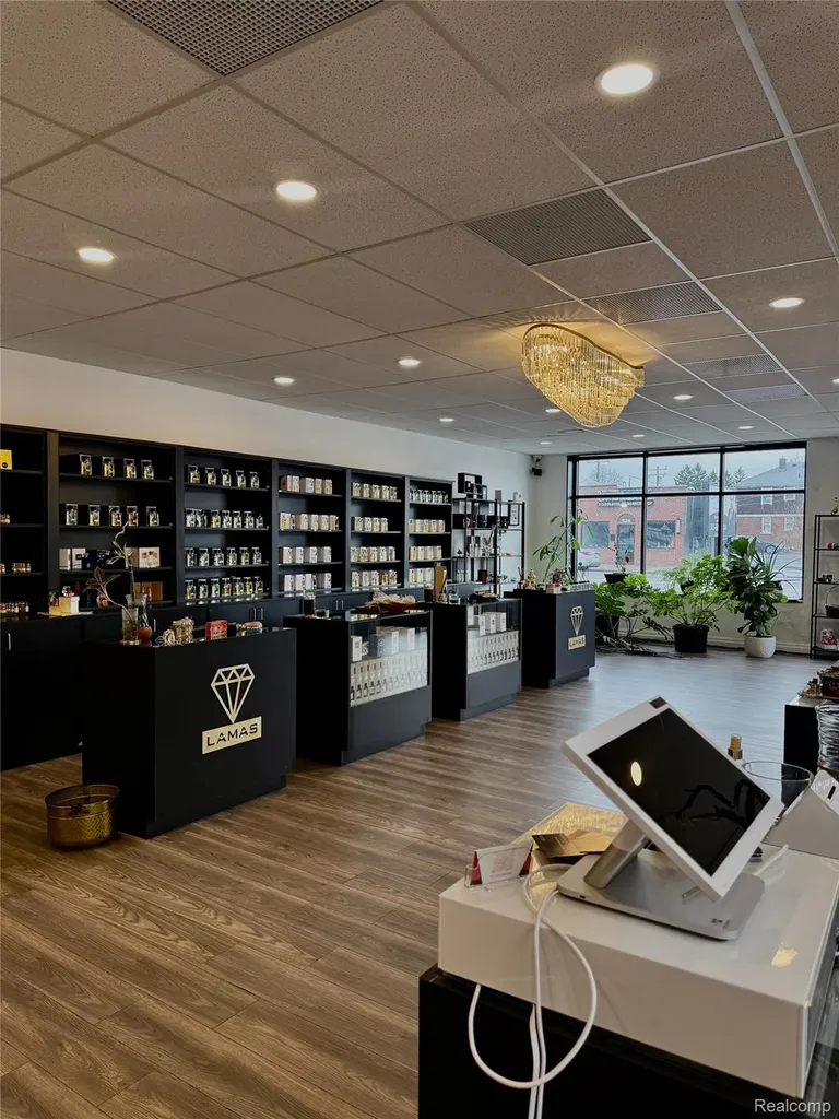 15301 W Warren Avenue Dearborn City MI 48126