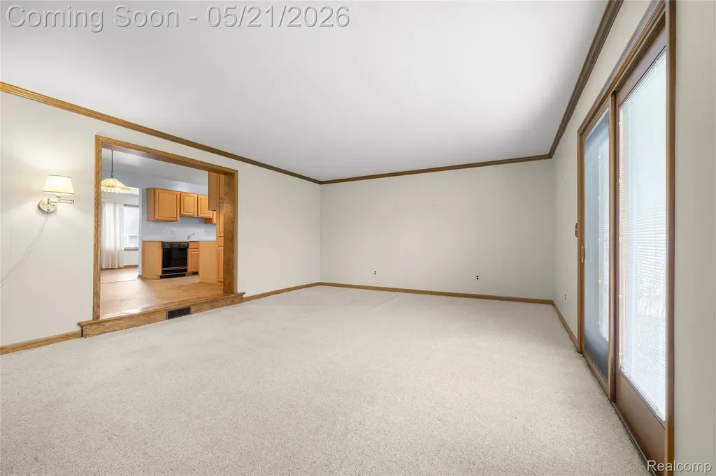 36436 Center Court Wayne City MI 48184