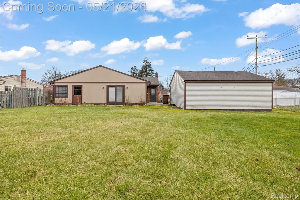 36436 Center Court Wayne City MI 48184