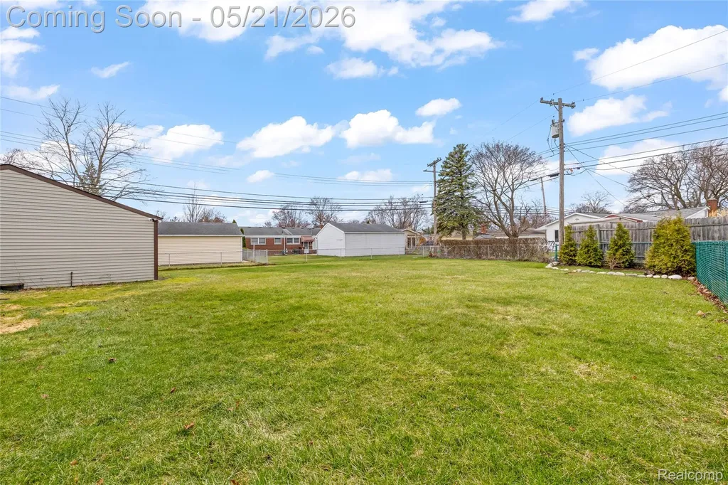 36436 Center Court Wayne City MI 48184