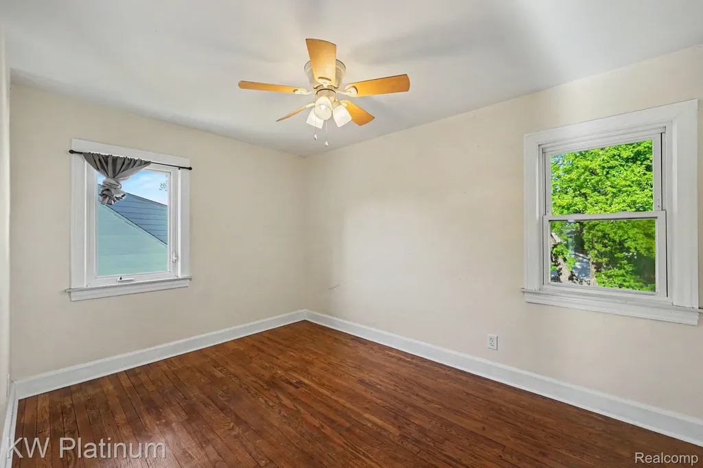 1418 21st Street Port Huron City MI 48060