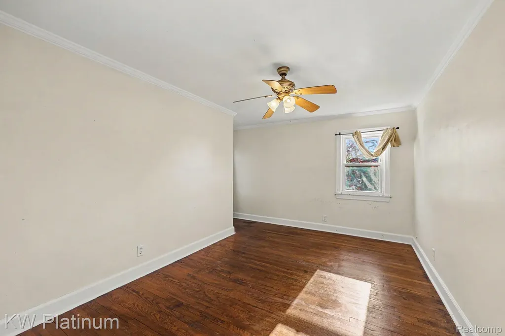 1418 21st Street Port Huron City MI 48060