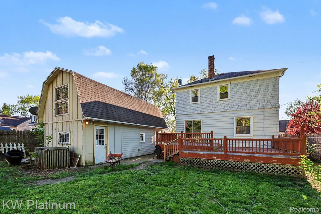 1418 21st Street Port Huron City MI 48060