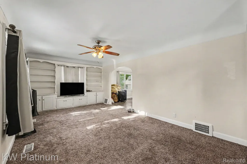 1418 21st Street Port Huron City MI 48060