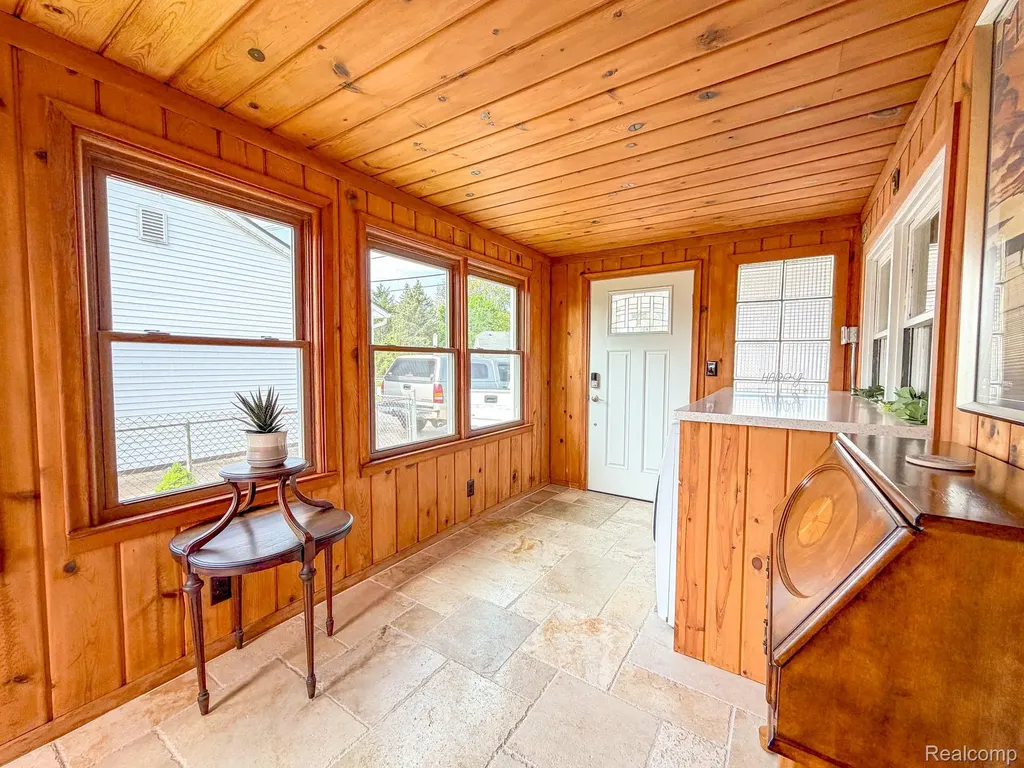 37884 Maplehill Street Harrison Charter Township MI 48045