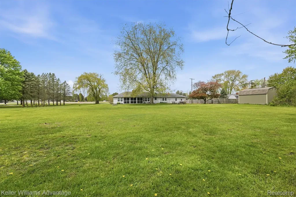 6595 Bray Road Tuscola Township MI 48768