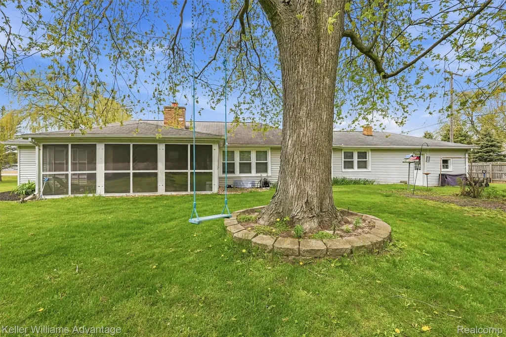 6595 Bray Road Tuscola Township MI 48768