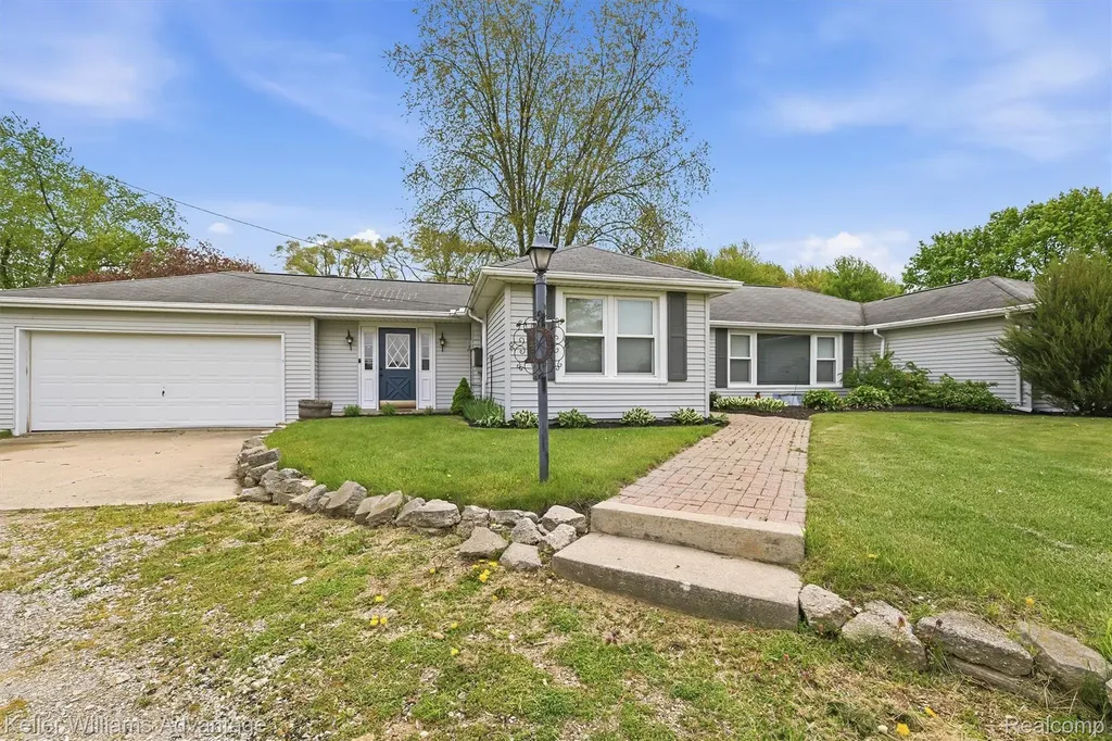 6595 Bray Road Tuscola Township MI 48768