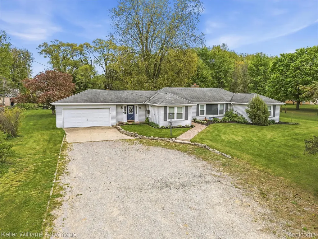 6595 Bray Road Tuscola Township MI 48768