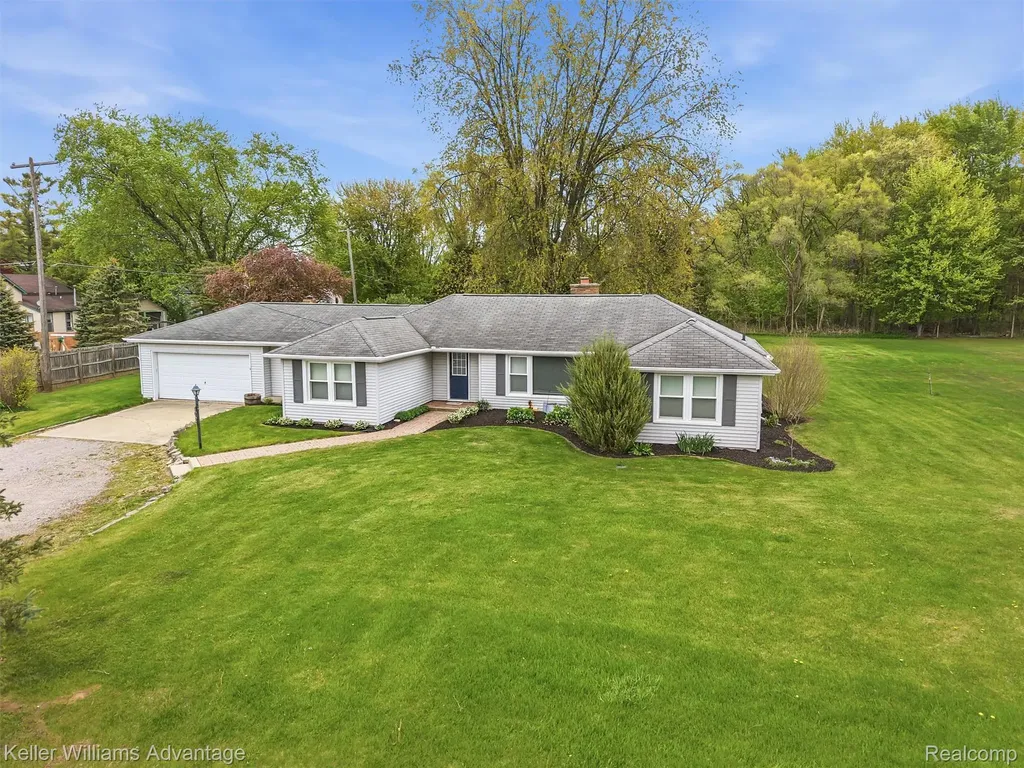 6595 Bray Road Tuscola Township MI 48768