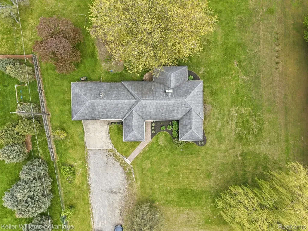 6595 Bray Road Tuscola Township MI 48768