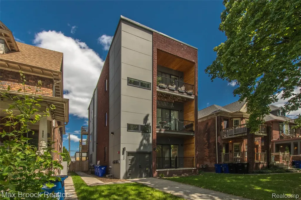 4530 Commonwealth Street Detroit City MI 48208