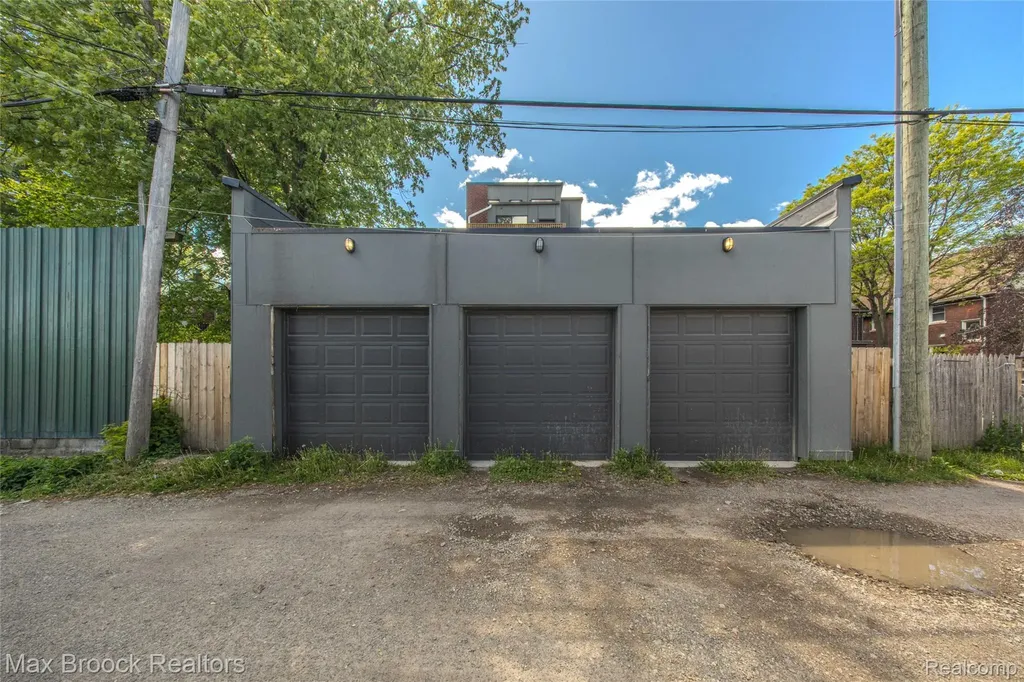 4530 Commonwealth Street Detroit City MI 48208