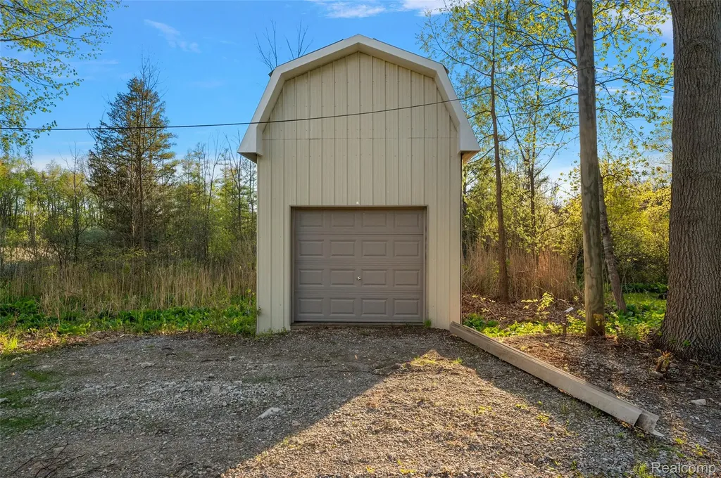 1585 Houghton Trail Groveland Township MI 48462