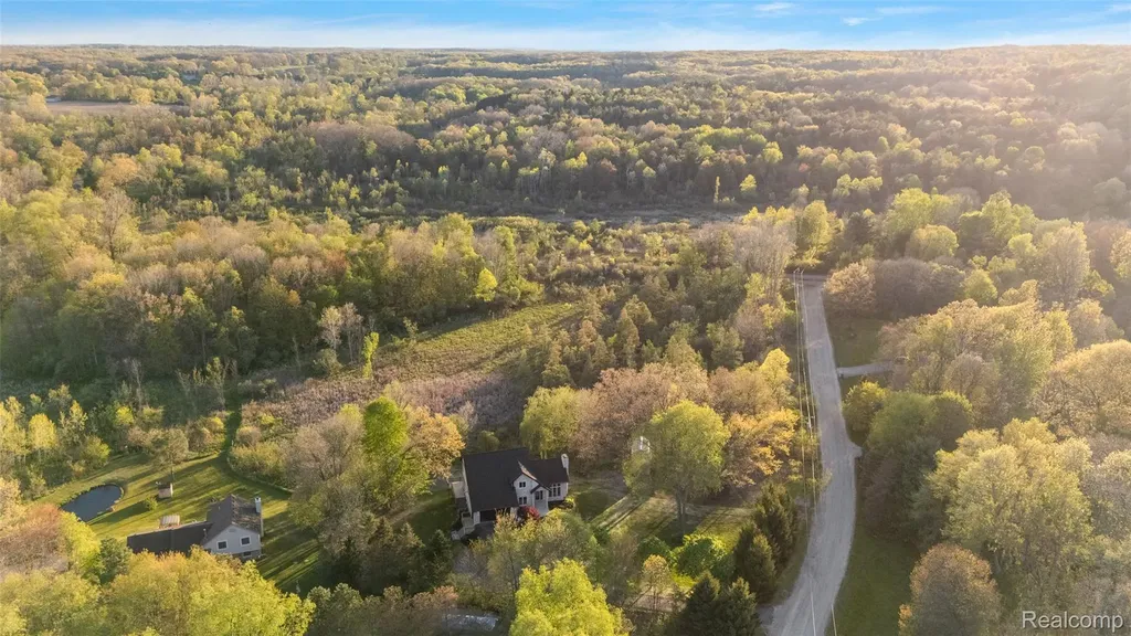 1585 Houghton Trail Groveland Township MI 48462