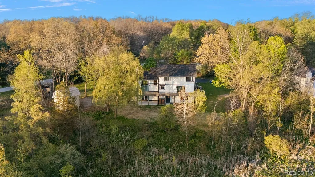 1585 Houghton Trail Groveland Township MI 48462