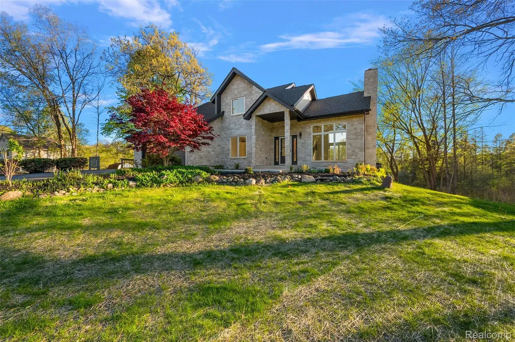 1585 Houghton Trail Groveland Township MI 48462