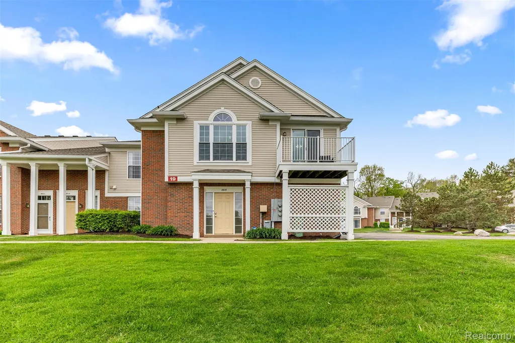 16015 Morningside Northville Township MI 48168
