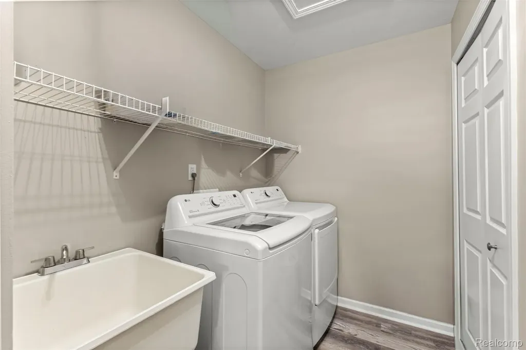 16015 Morningside Northville Township MI 48168