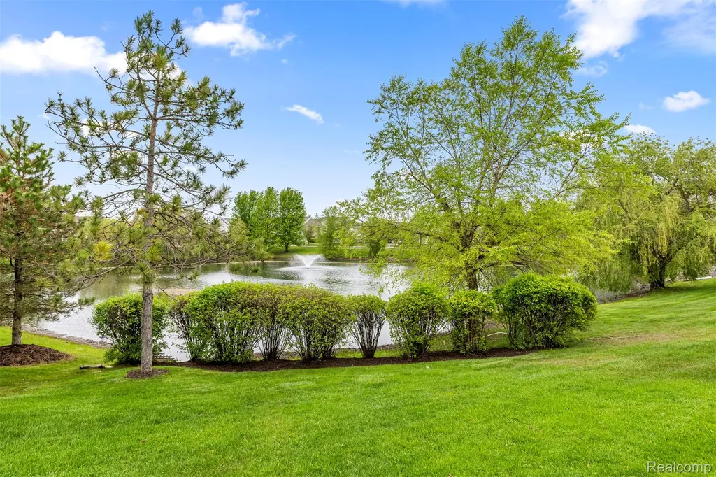 16015 Morningside Northville Township MI 48168